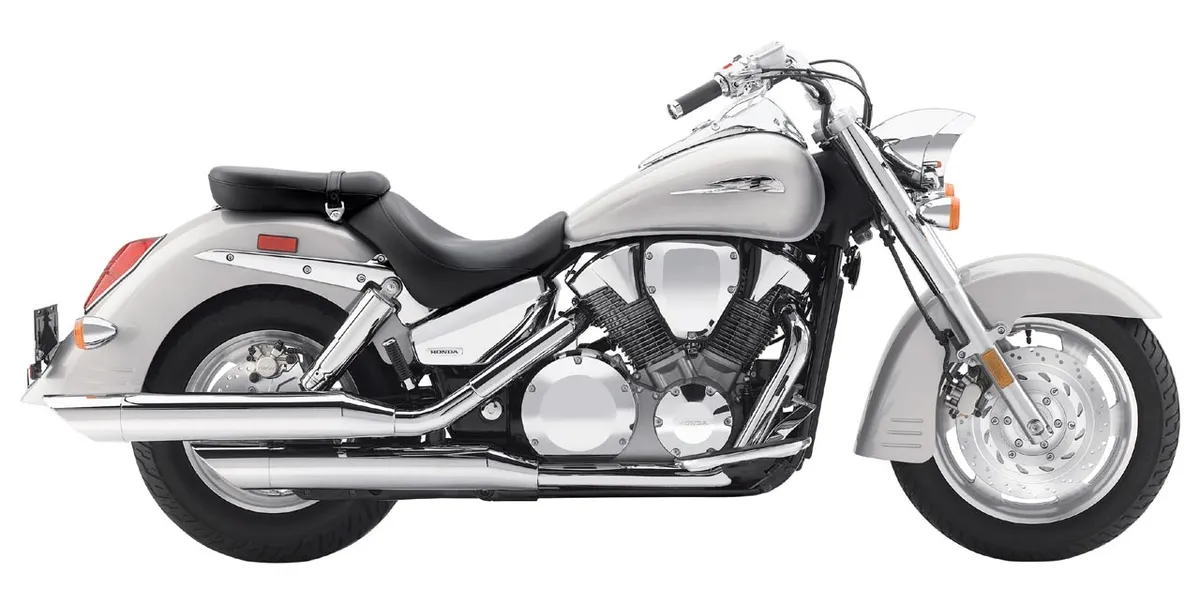 HONDA VTX1300R (2005-2006)