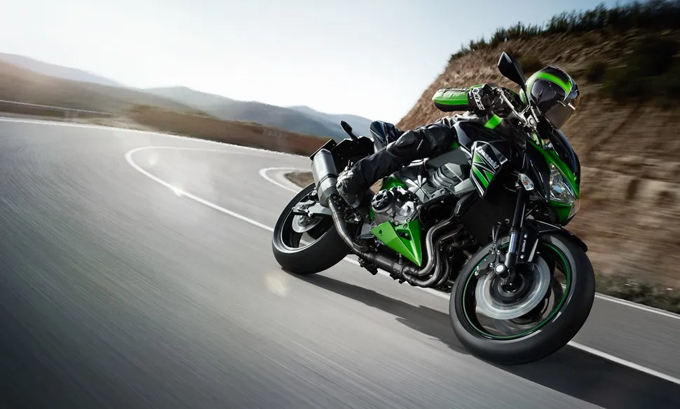 KAWASAKI Z800 (2013-2014)