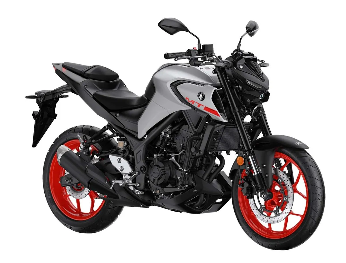 Yamaha MT-03 321 cm³ (2015–2026)