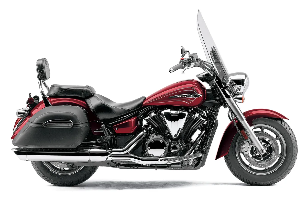 YAMAHA V-Star 1300 Tourer (2010-2011)