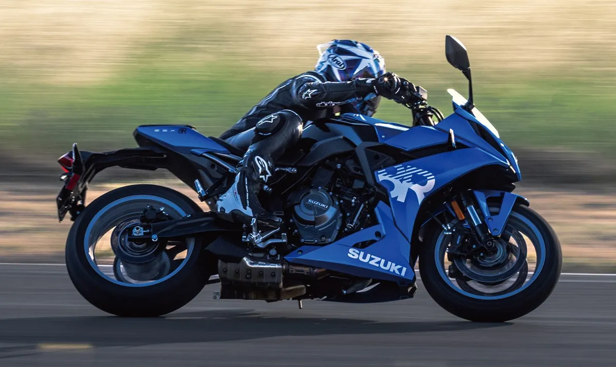 SUZUKI GSX-8R (2024-Present)