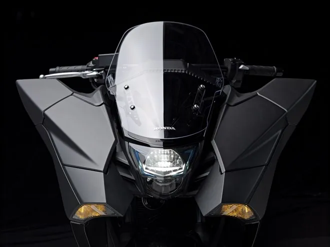 HONDA NM4 Vultus (2017-Present)