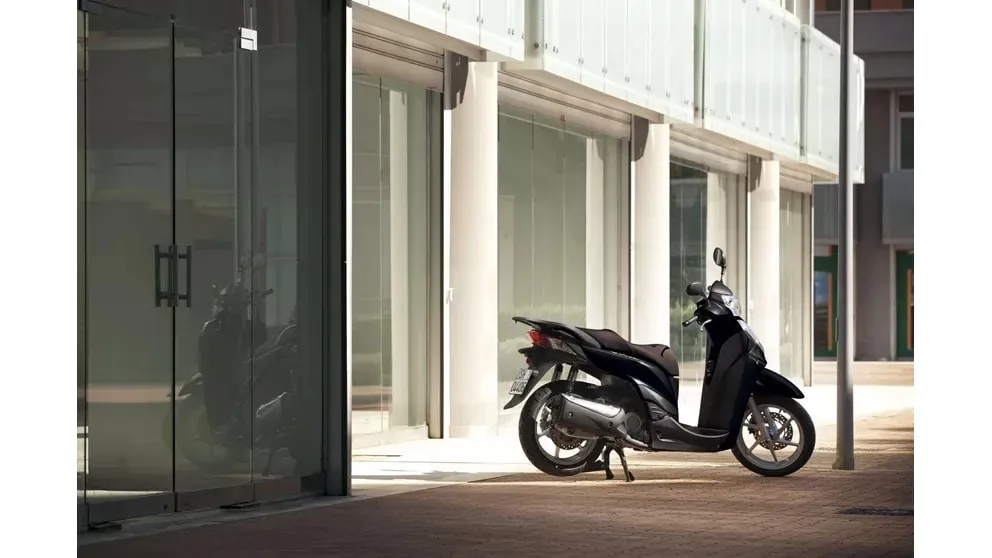 HONDA SH300i (2007-2014)