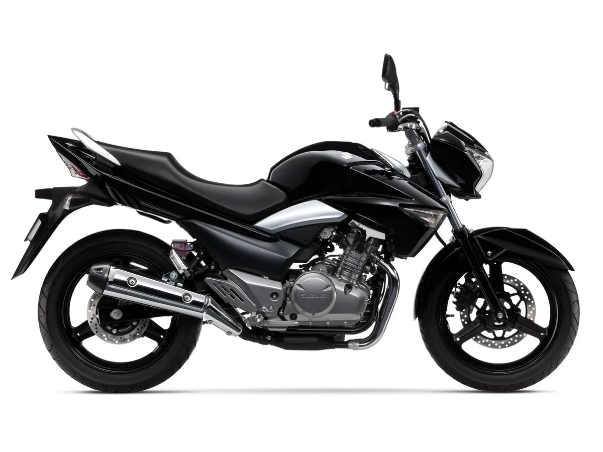 SUZUKI Inazuma 250 (2012-2014)