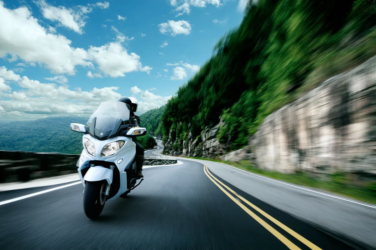 SUZUKI Burgman 650 ABS Executive (2012-2013)