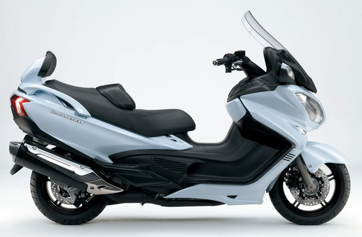 SUZUKI Burgman 650 ABS Executive (2012-2013)