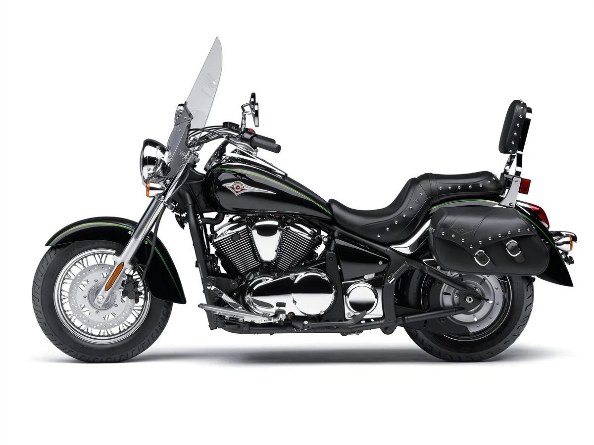 KAWASAKI VN900 Classic Light Tourer (2014-2015)