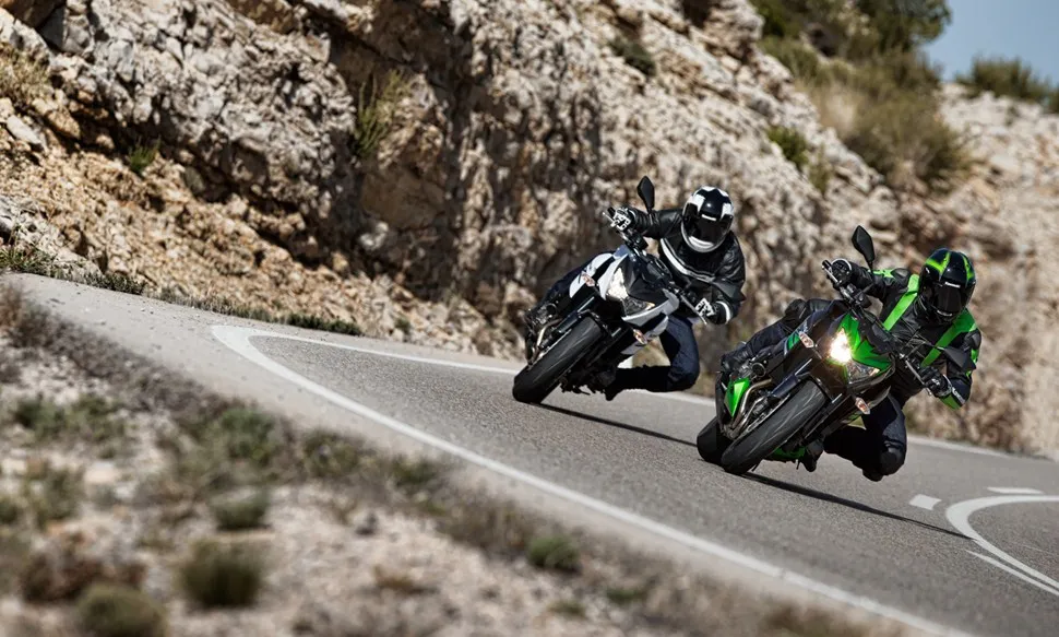 KAWASAKI Z800 e (2013-2014)