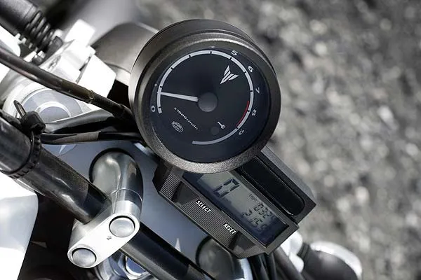 YAMAHA MT-03 (2005-2006)