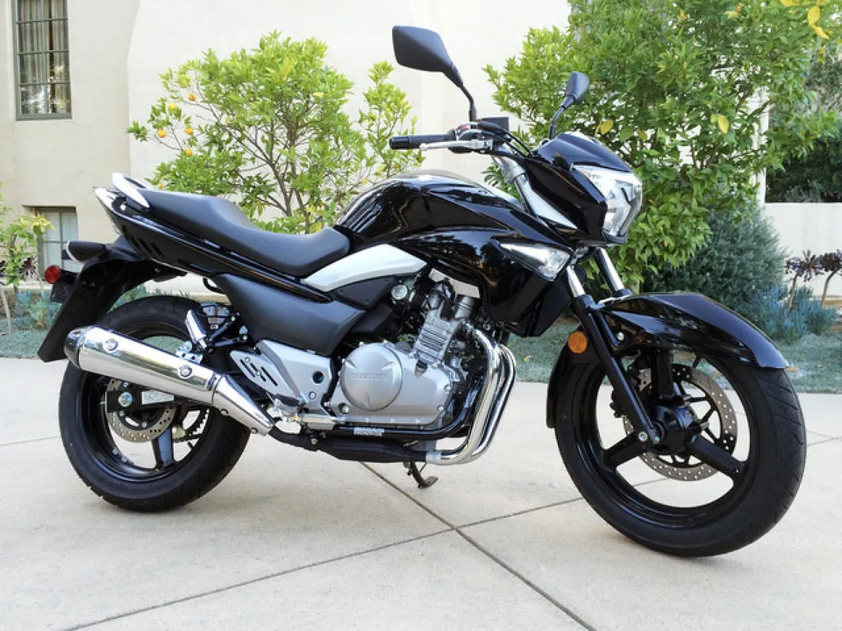 Suzuki GW250 2014
