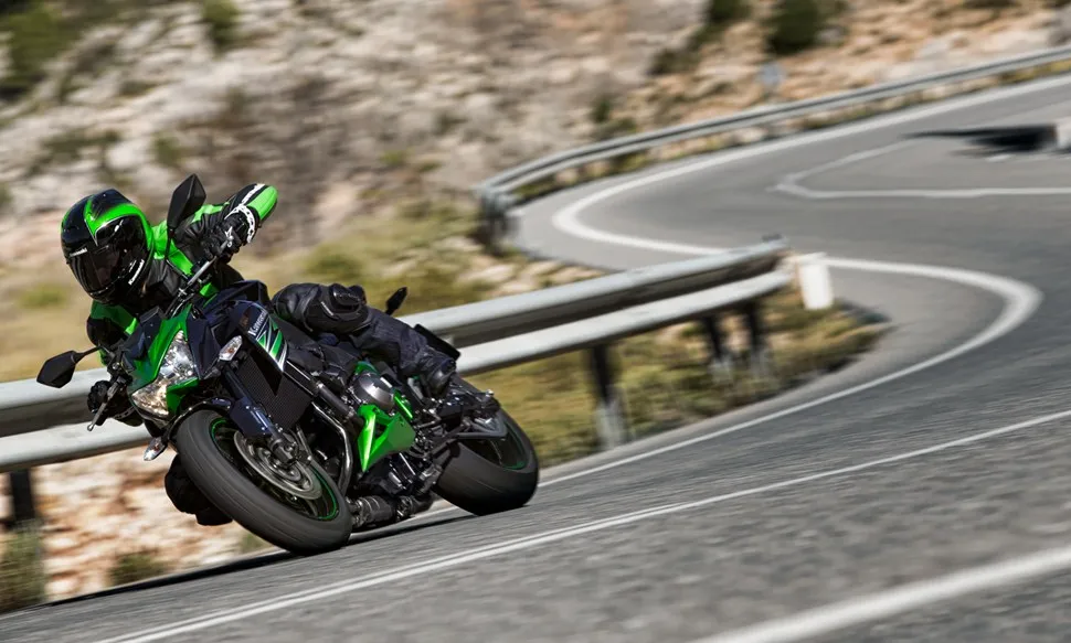 KAWASAKI Z800 (2013-2014)