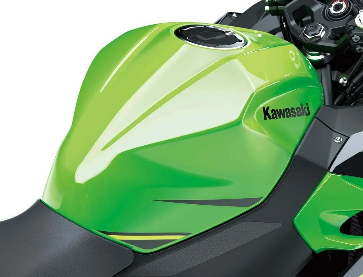 Kawasaki Ninja 400 KRT Edition