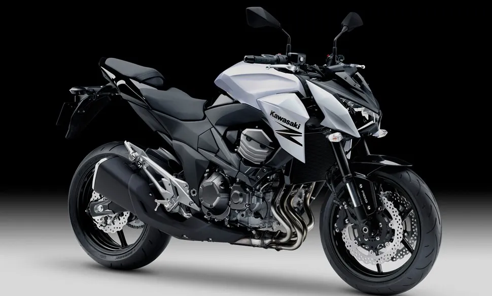KAWASAKI Z800 e (2013-2014)