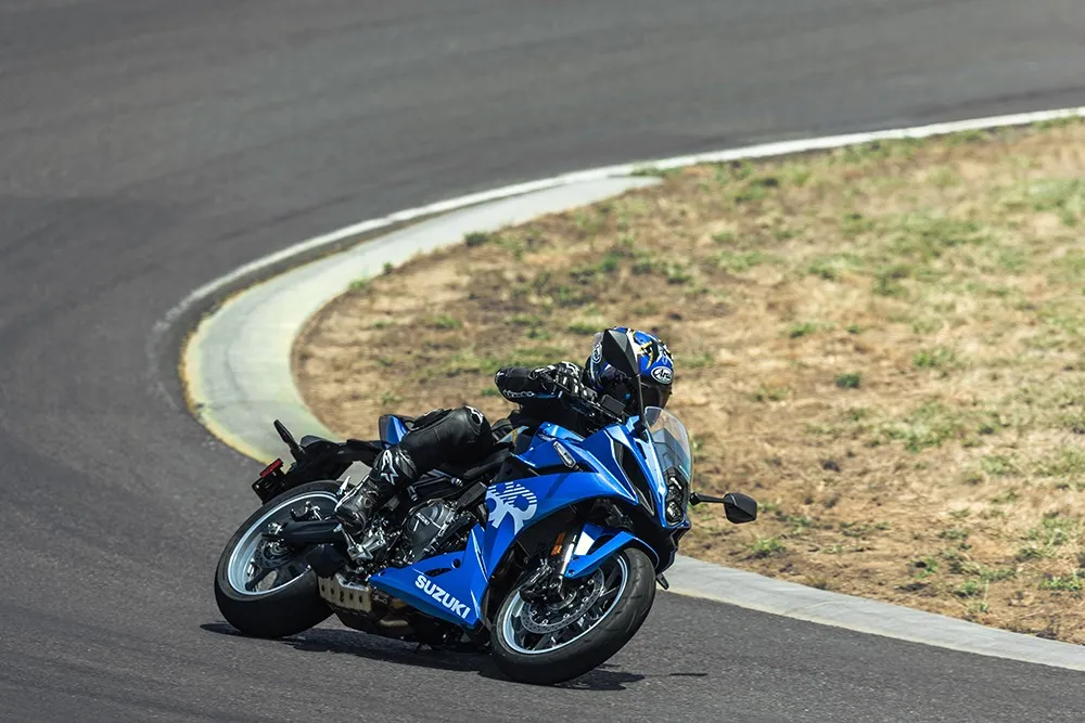 SUZUKI GSX-8R (2024-Present)