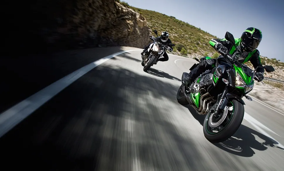 KAWASAKI Z800 e (2013-2014)