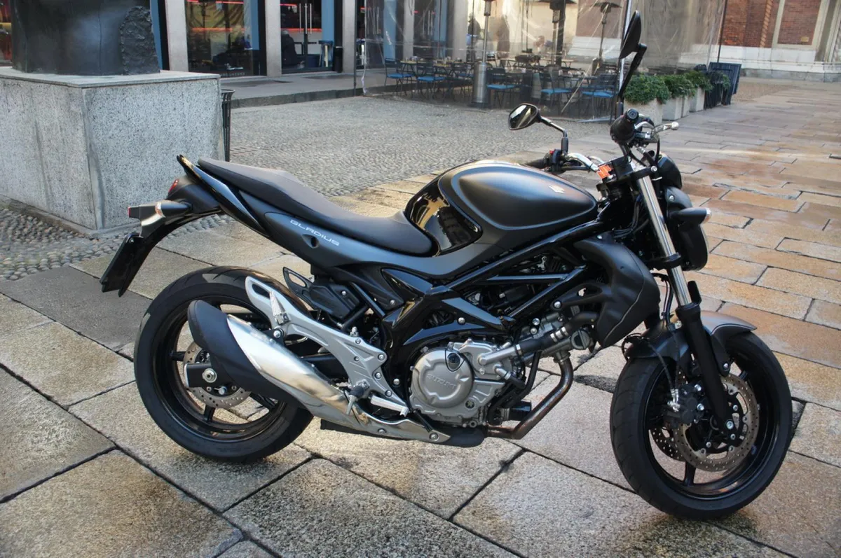 Suzuki Gladius 2014