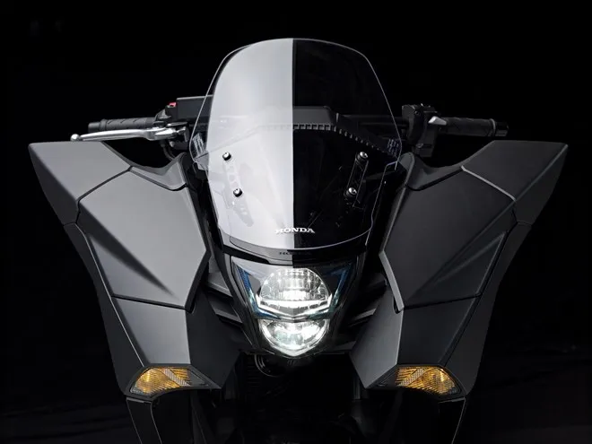 HONDA NM4 Vultus (2017-Present)