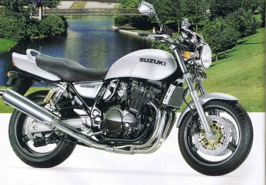 SUZUKI GSX 750 Inazuma (2001-2001)