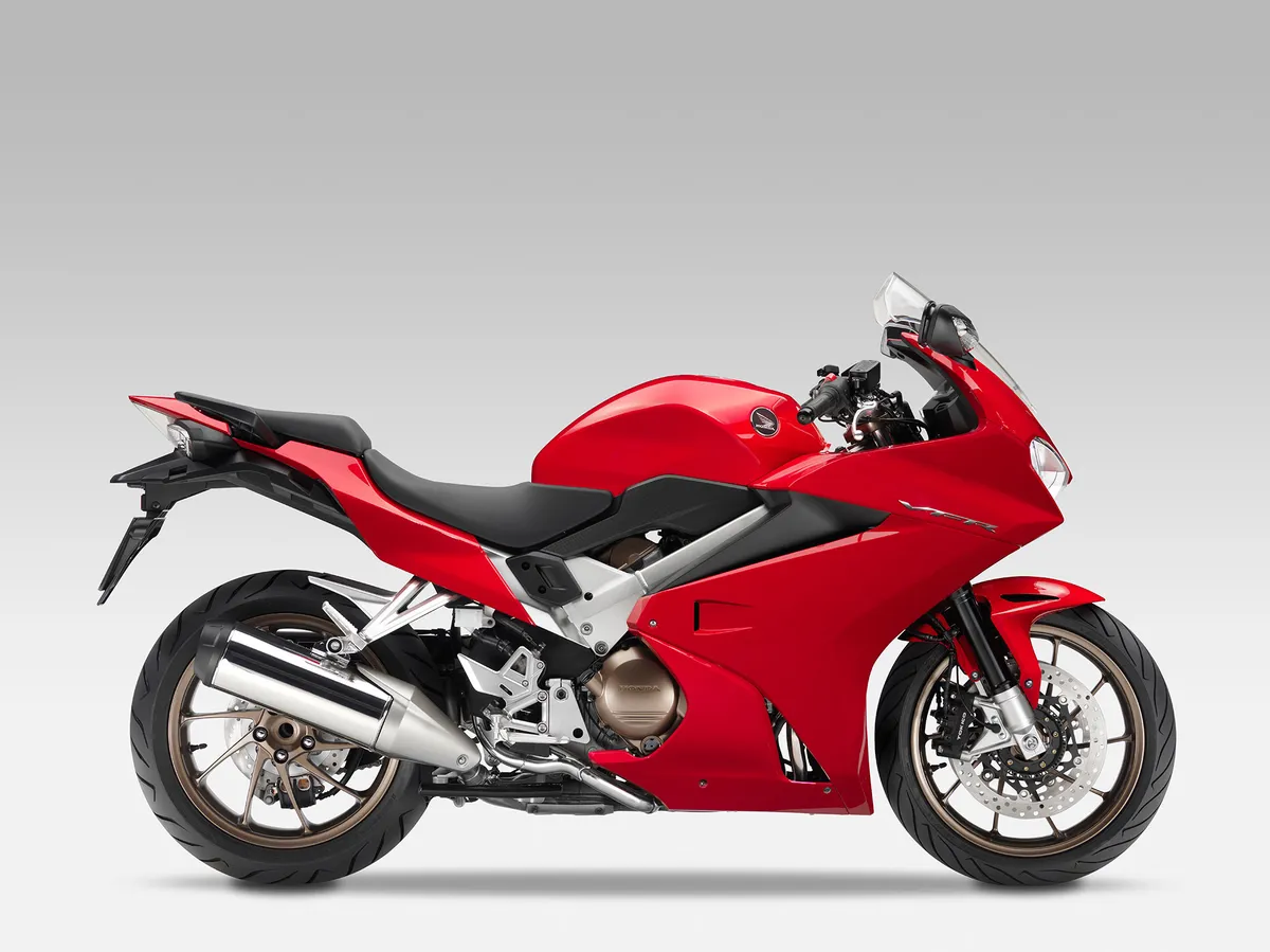 HONDA VFR800F Interceptor (2013-2014)