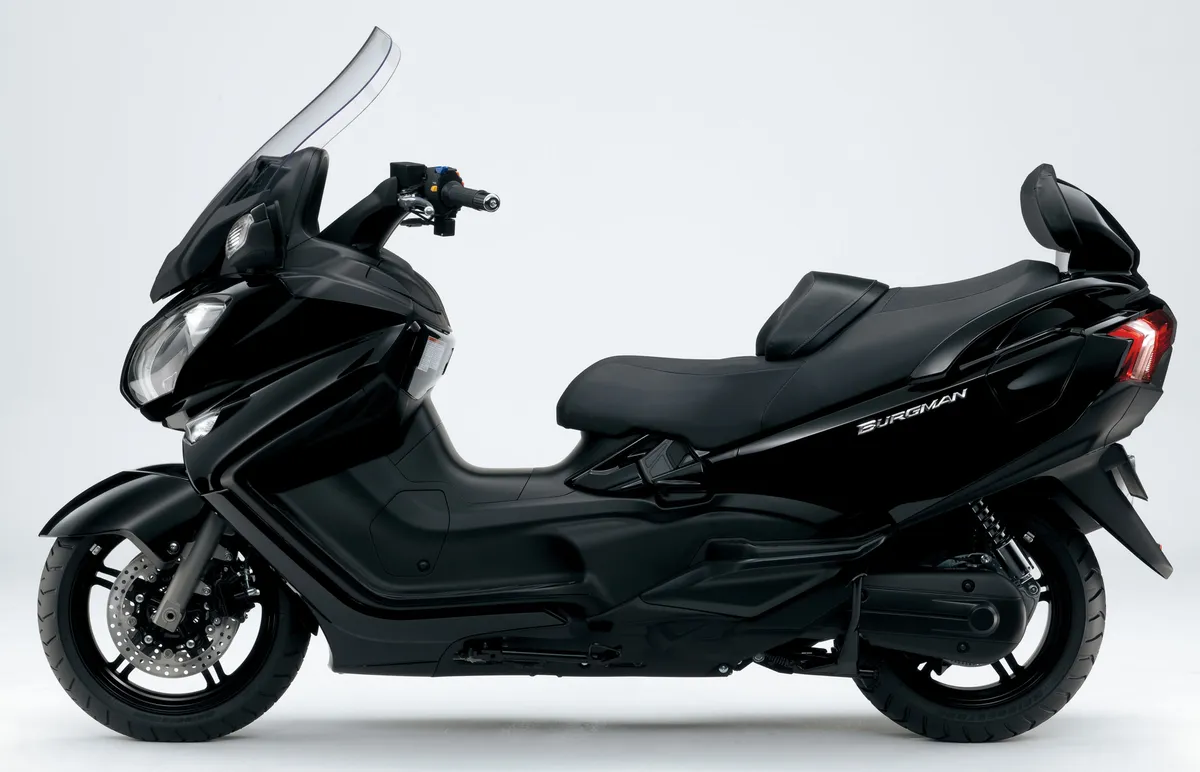 SUZUKI Burgman 650 ABS Executive (2012-2013)