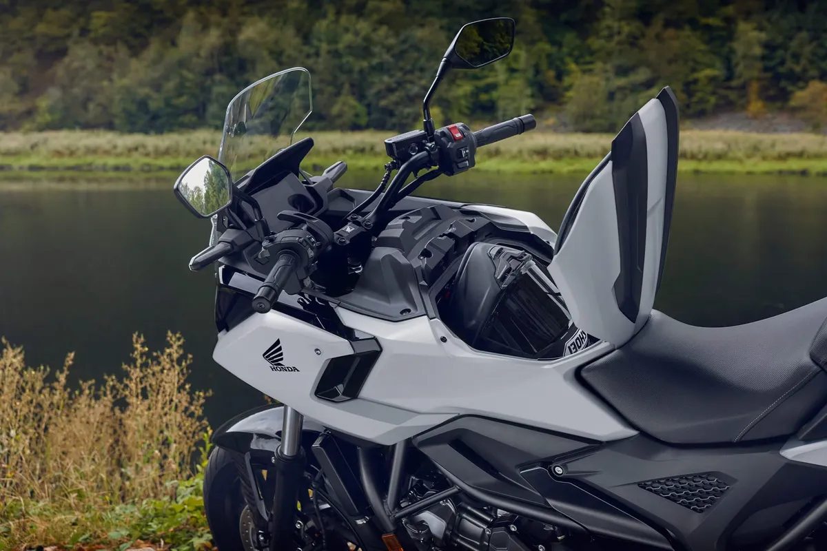 HONDA NC750X DCT (2021-Present)
