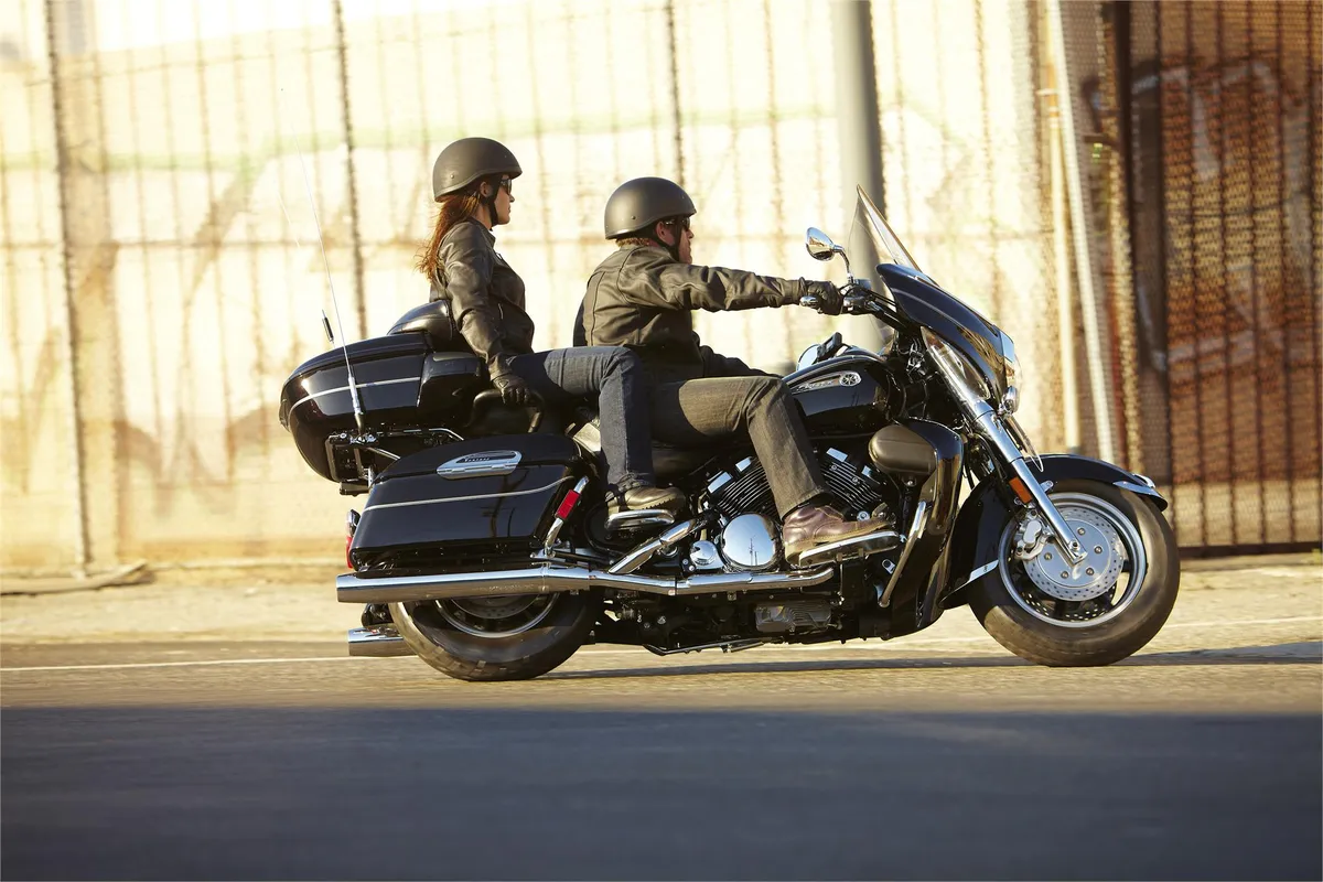 YAMAHA Royal Star Venture S (2011-2012)