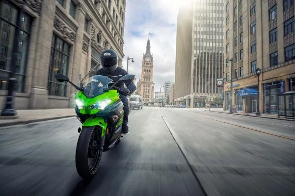 KAWASAKI NINJA 400 (2018)