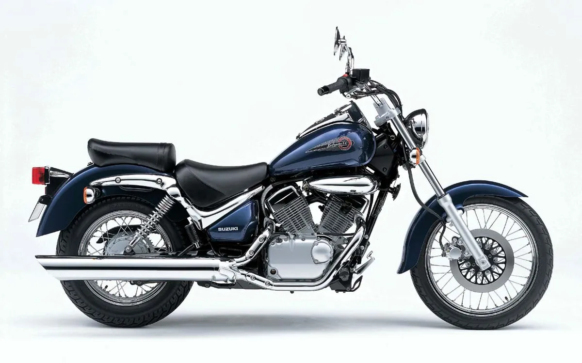 SUZUKI Intruder 125LC (2005-2006)