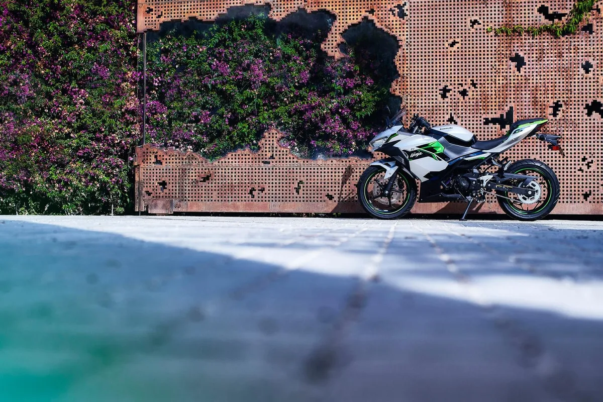 KAWASAKI Ninja e-1 (2024-Present)