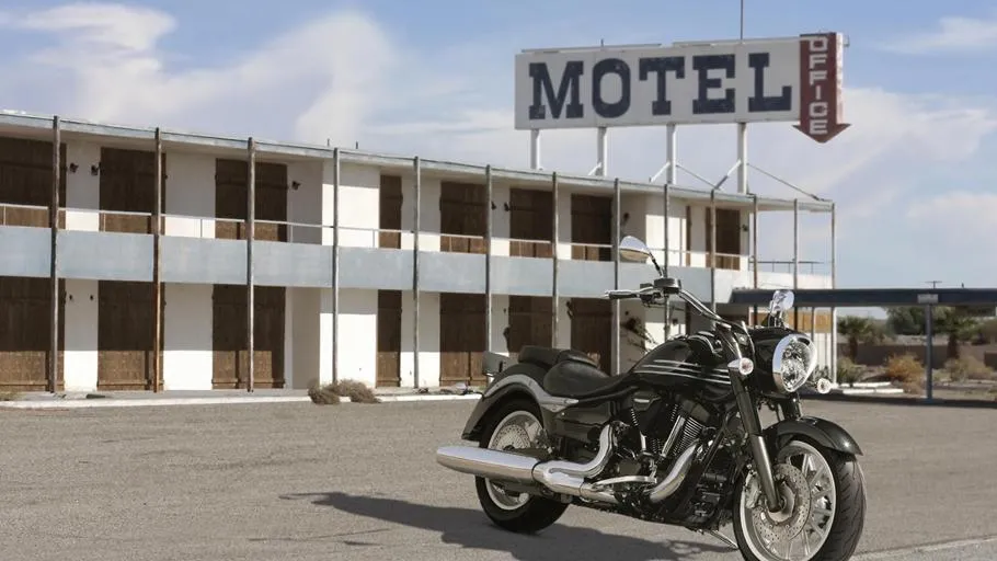 YAMAHA XV1900A Midnight Star (2012-2013)