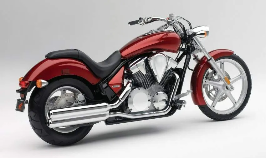 HONDA VT 1300CS Sabre honda vt-1300cs-sabre_2010 4