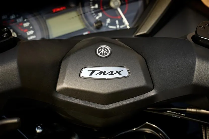 YAMAHA TMAX 530 (2016-2017)