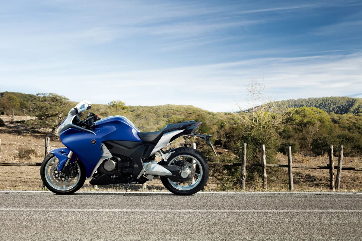 HONDA VFR1200F DCT (2011-2012)