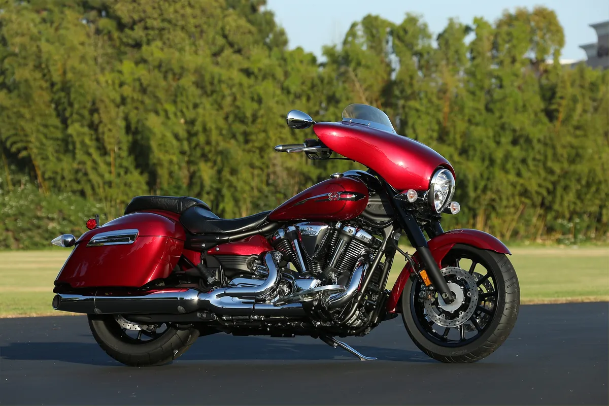 YAMAHA Stratoliner Deluxe (2013-2014)