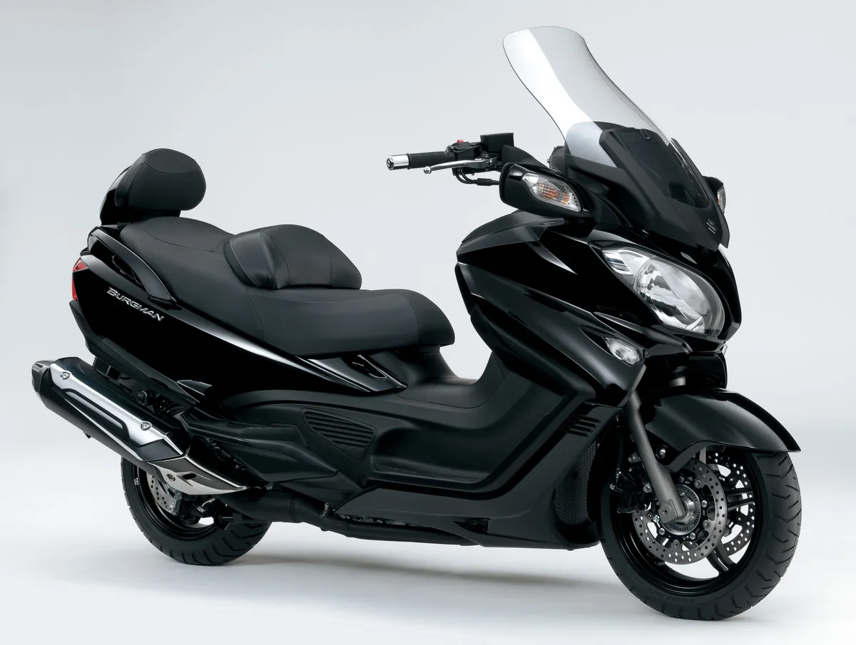 SUZUKI Burgman 650 ABS Executive (2012-2013)