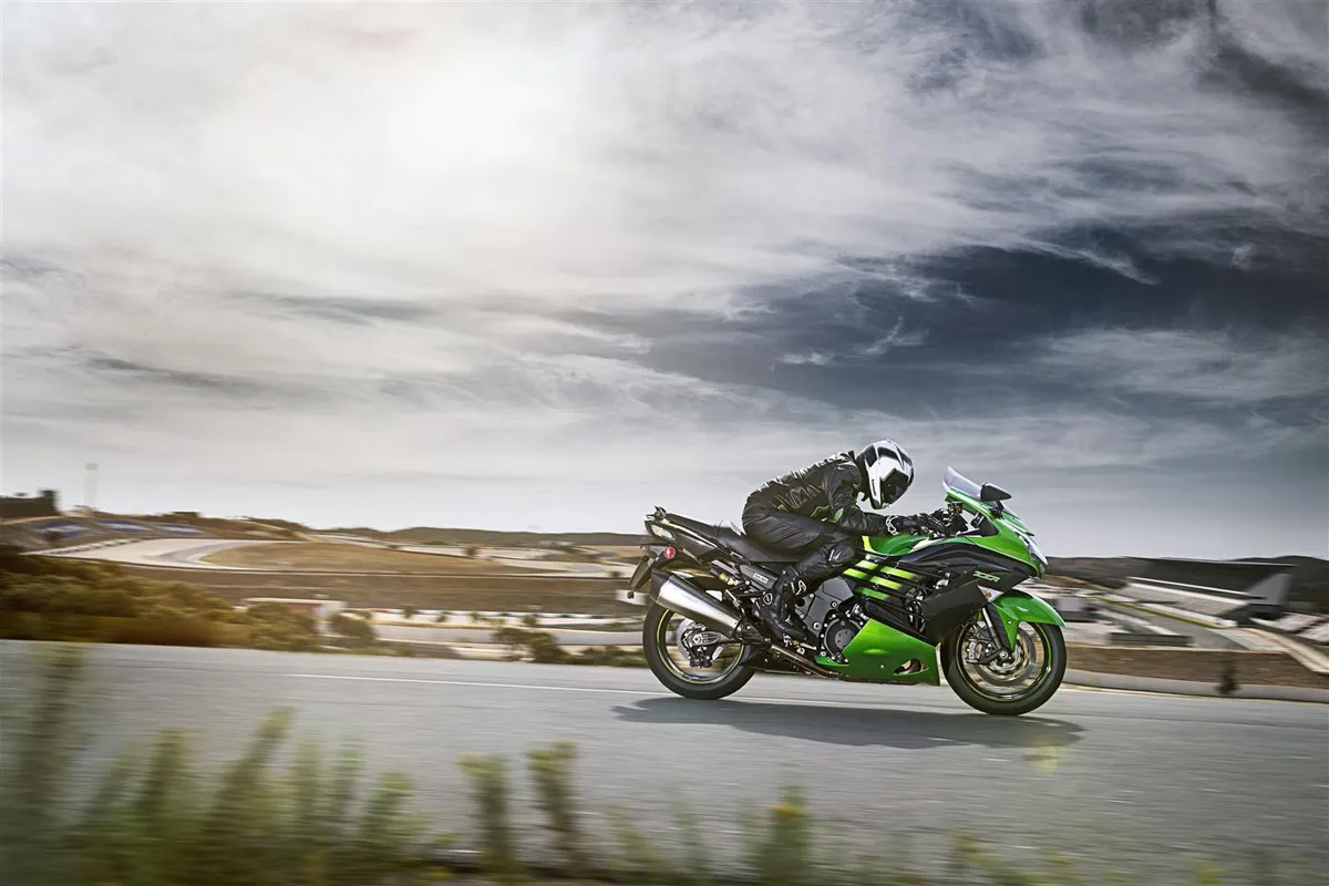 KAWASAKI ZZR1400 Performance Sport (2016-Present)