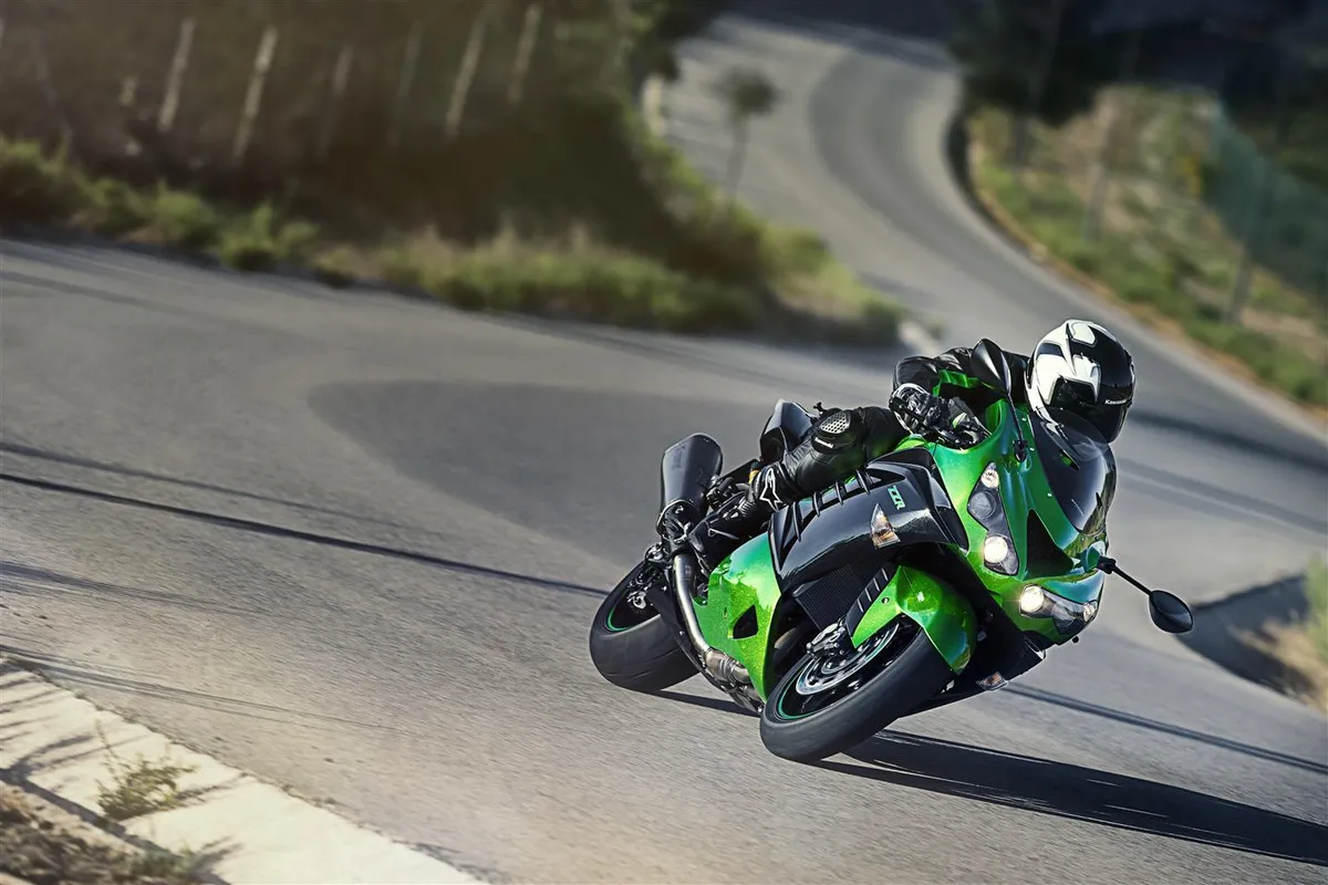 KAWASAKI ZZR1400 Performance Sport (2016-Present)