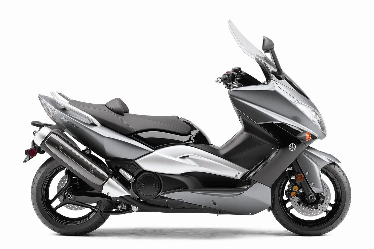 YAMAHA TMAX (2009-2010)