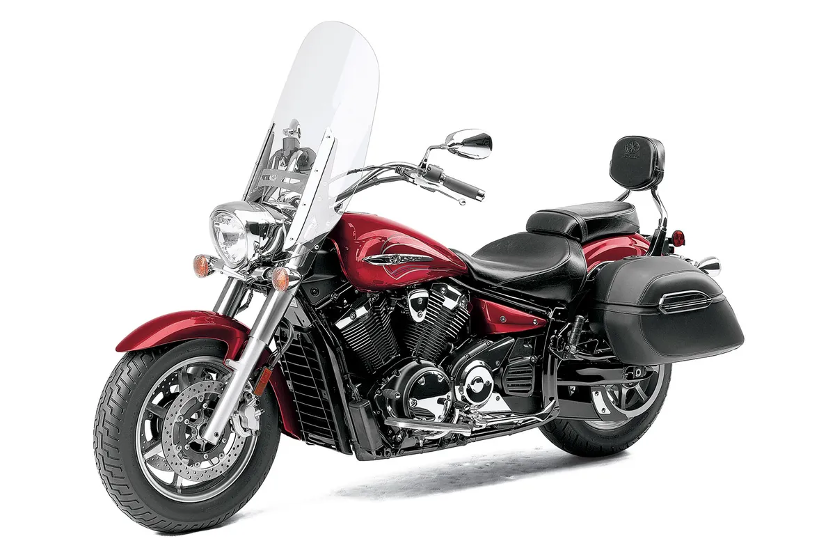 YAMAHA V-Star 1300 Tourer (2010-2011)