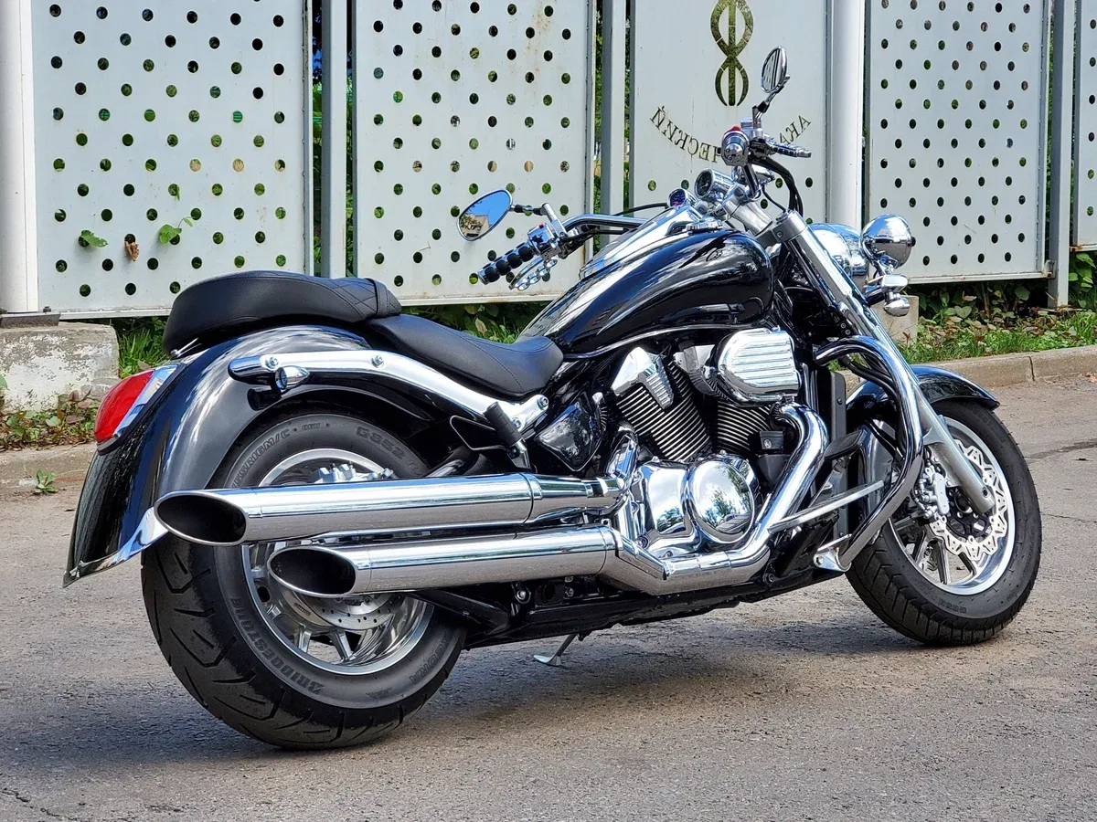 Suzuki Intruder C1800RT