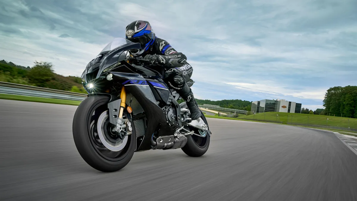YAMAHA YZF-R1M (2024-Present)