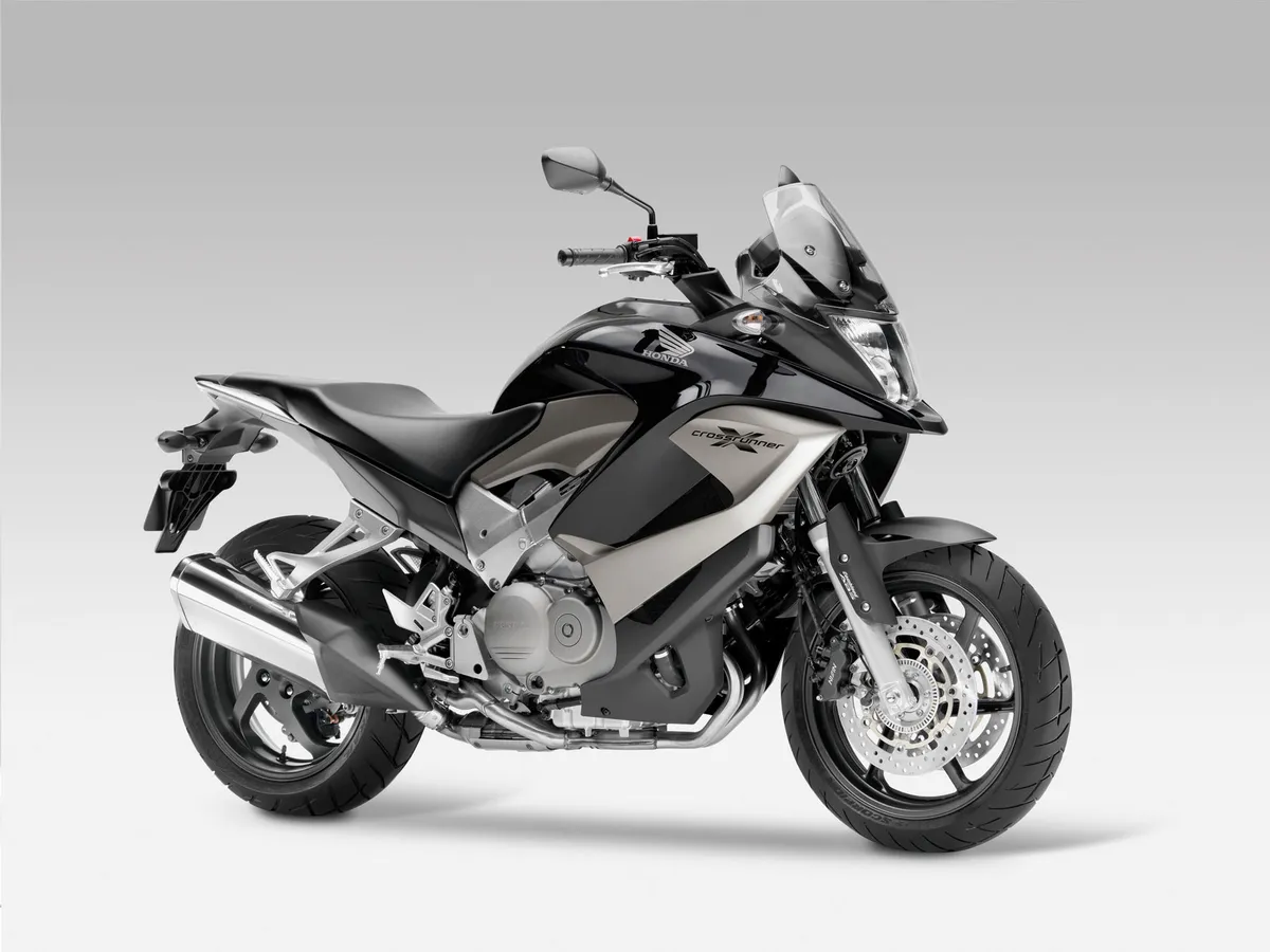 HONDA Crossrunner (2010-2011)