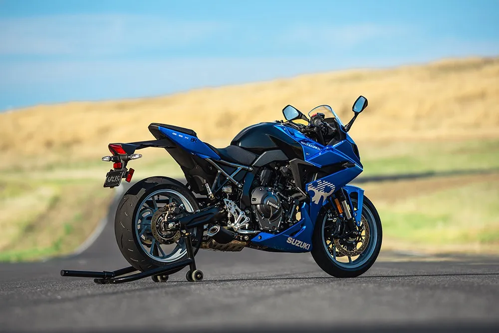 SUZUKI GSX-8R (2024-Present)