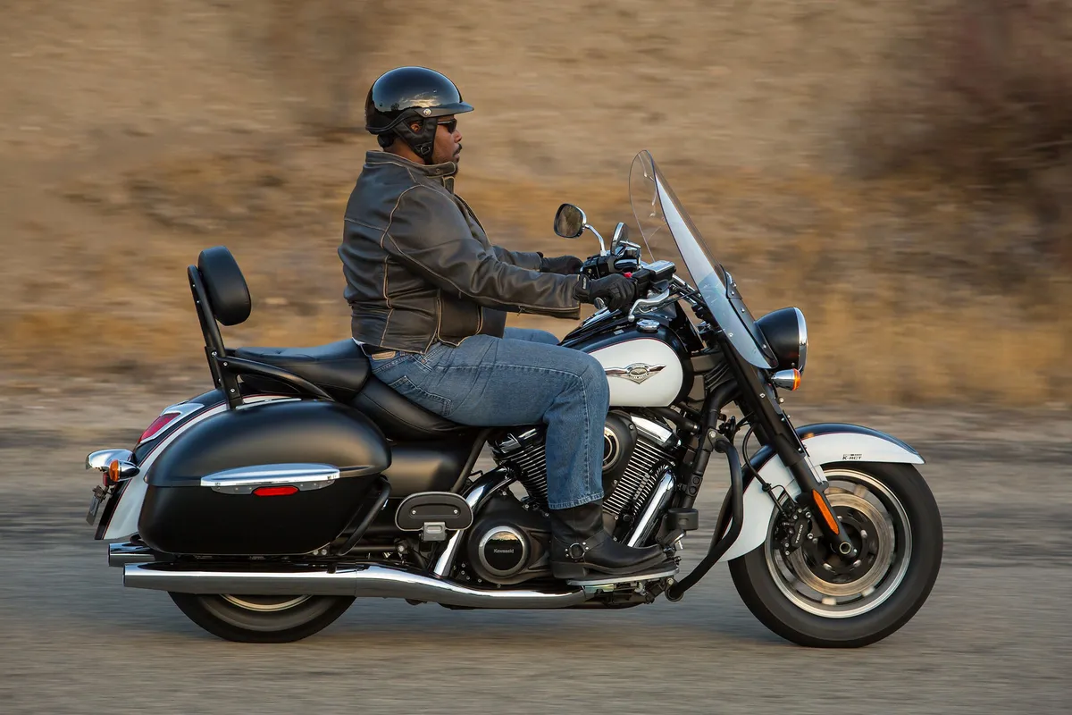 KAWASAKI Vulcan 1700 Nomad ABS (2013-2014)