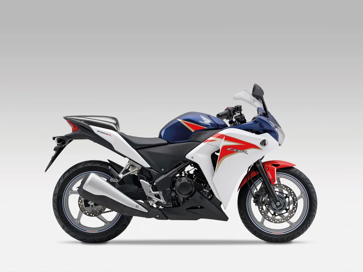 HONDA CB250R (2011-2012)