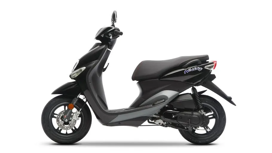 YAMAHA Neo's 4 (2012-2013)