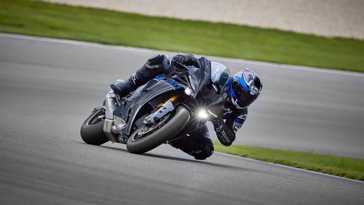 YAMAHA YZF-R1M (2024-Present)