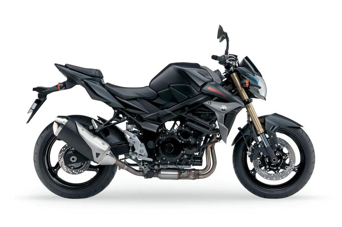 SUZUKI GSR750 (2012-2013)