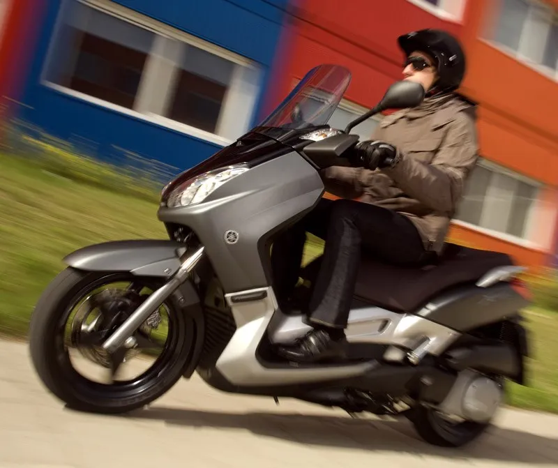 YAMAHA XMAX 250 (2006-2009)