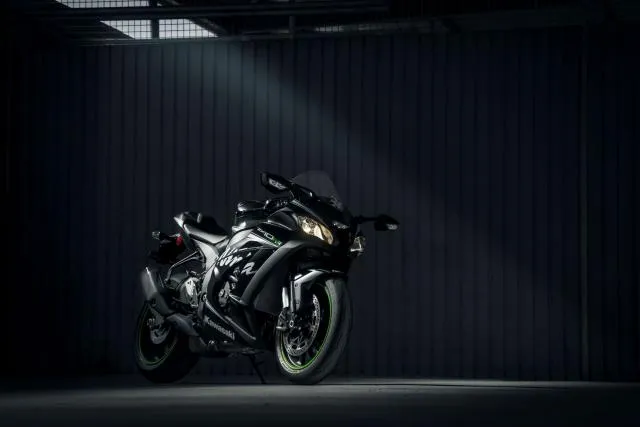 KAWASAKI ZX-10RR (2017-2018)